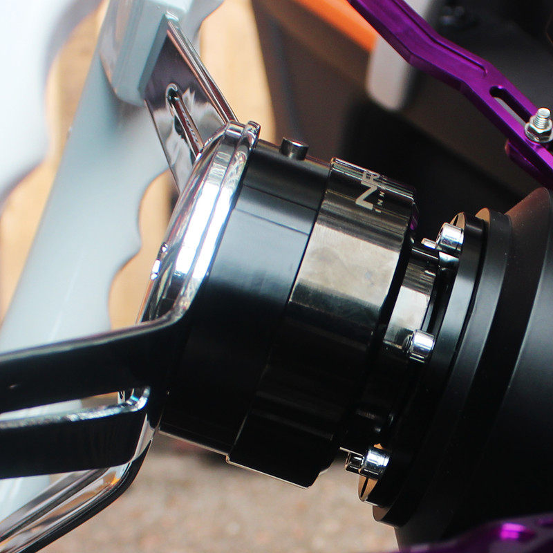 Quick release Steering wheel hub