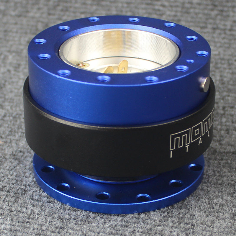 Quick release Steering wheel hub